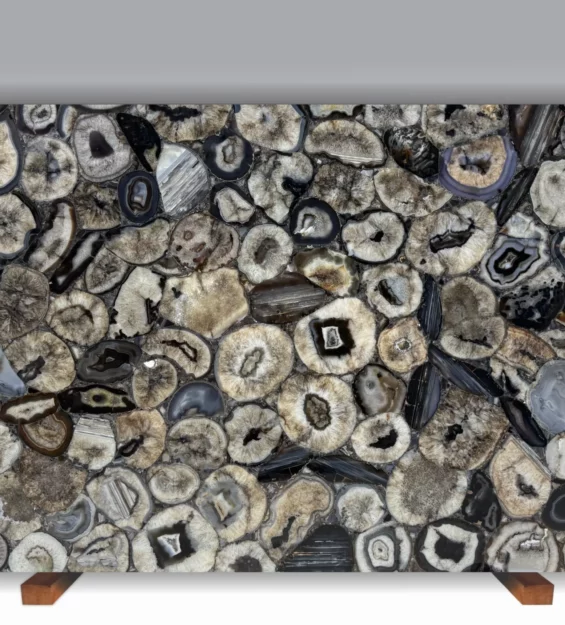 agate-noire-mockup-gvastones_11zon